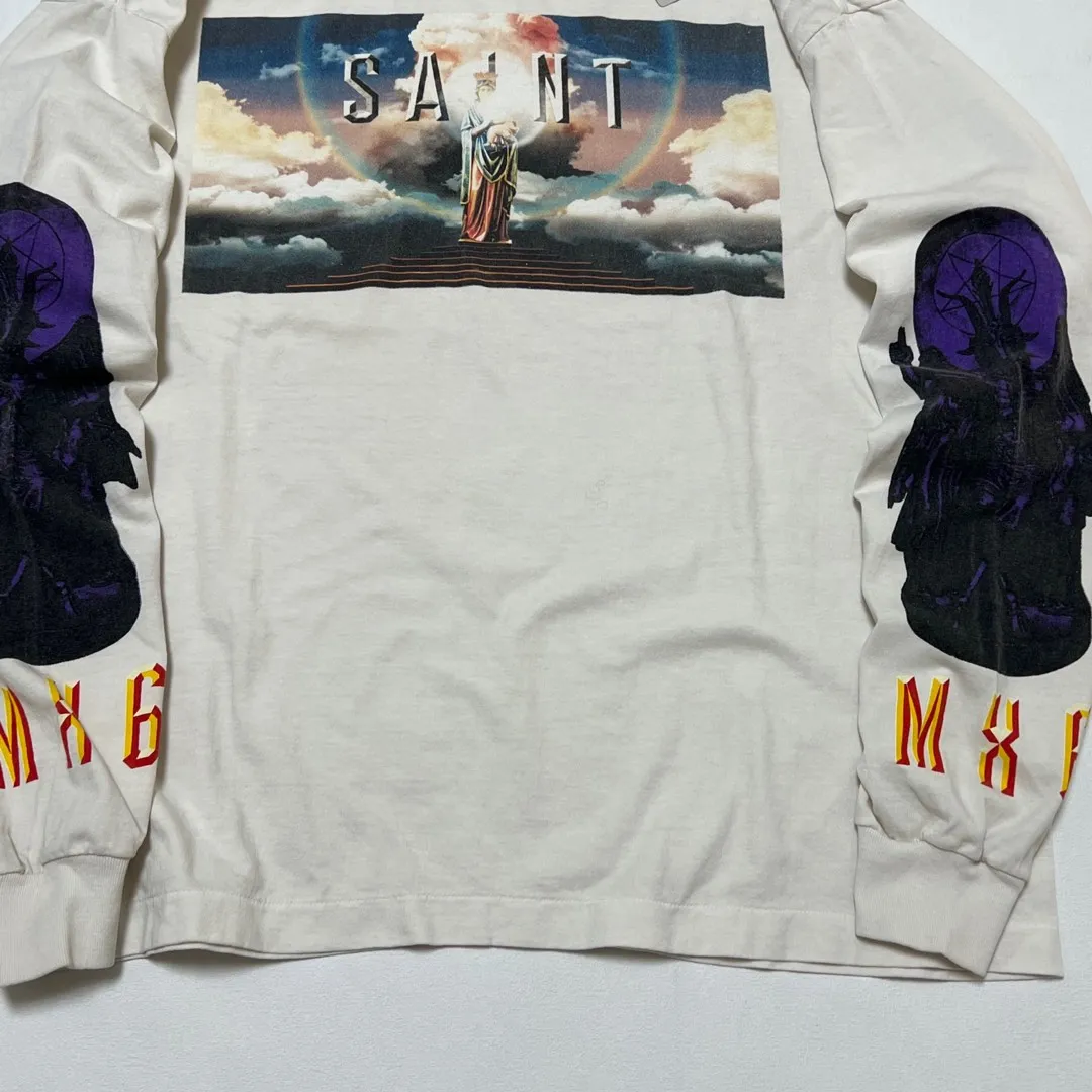 SAINT Mxxxxxx SAINT PICTURES L/S TEE/WHITE Columbia Pictures SAINT Goddess Long Sleeve Off-White S-XL Pays tribute to the Columbia Pictures Title Goddess. Full of fun. Ready-made clothes are washed. The texture is soaring. Authentic level printing is restored. Look for cylindrical seamless fabrics. It is almost meaningless if it is not a cylindrical fabric.